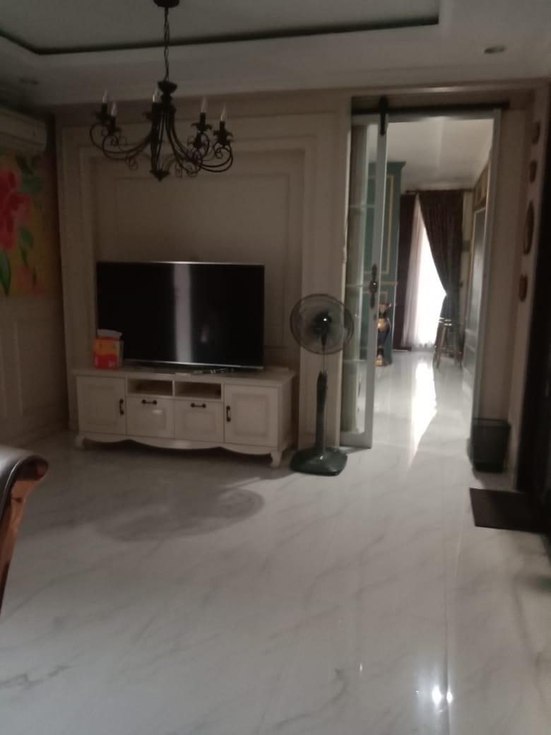 Rumah Dijual Furnished di Cluster Cosmo Estate Lippo Cikarang 